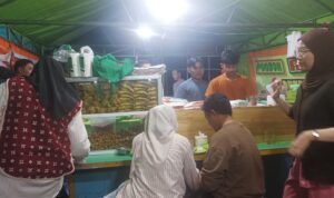 Perjalanan mencari tempat makan setelah mengantar puteri mengikuti UTUL UGM di Jakarta.
