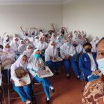 Ilustrasi hubungan penggunaan obat dan efek samping pada sistem kardiovaskular.